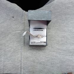 Forever Bride Bridal Set Genuine Diamond 1/3 Cttw, $198 Dollars, In Stores...I Only $140... Was Going To Propose But No Longer Together Have No Use . 