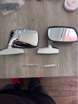 Datsun mirrors