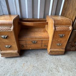 1930’s Waterfall Art Deco Bedroom Set