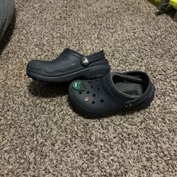 $2 Used Boys Crocs Size 10 C