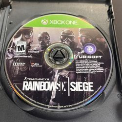 Tom Clancy's Rainbow Six Siege (Xbox One, 2015) DISC ONLY
