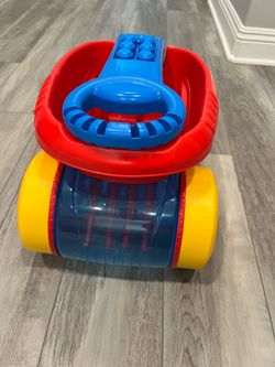 Mega blocks-block scooping wagon