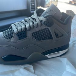 Cave Stone 4s Size 9.5 Men