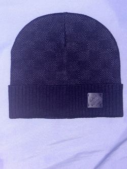 LV benie