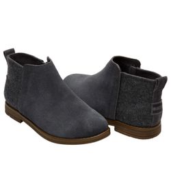 New in box Youth size 3 boots