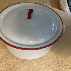 1950s Farmhouse Enamel Pot W/ Lid