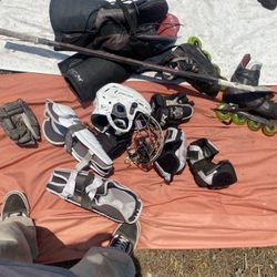 hocky size 8 boots 6 boots pads helmet 🪖