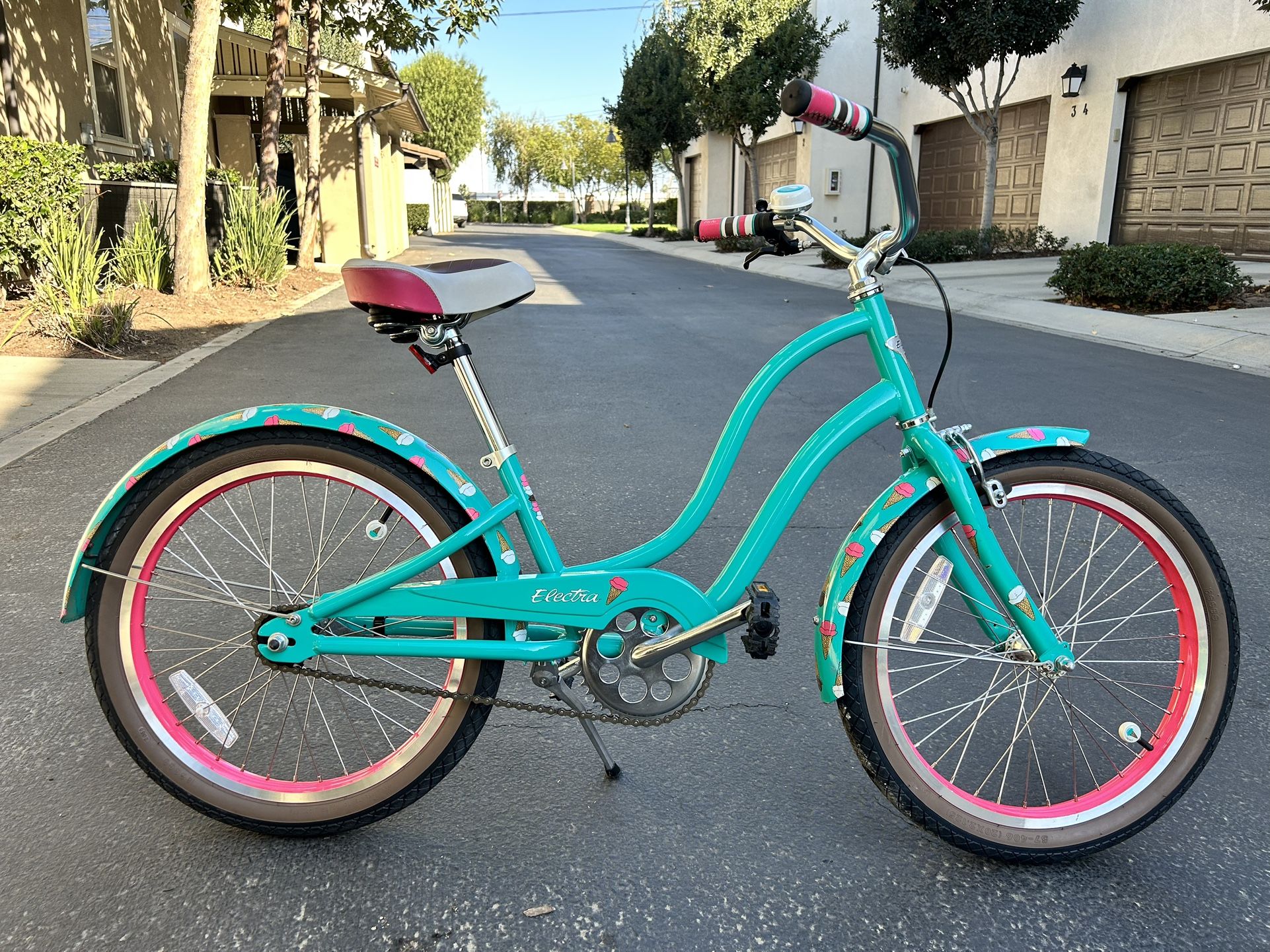 Girls Electra “Ice Cream” Beach Cruiser Bike 20”