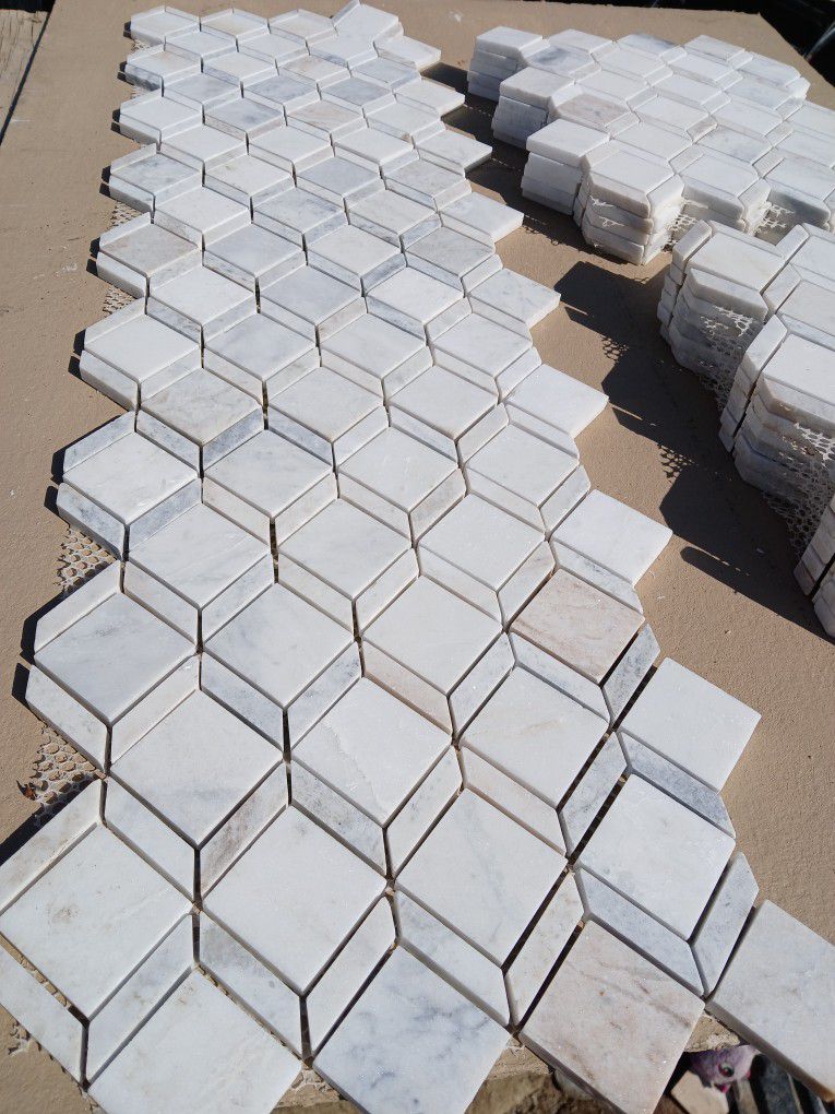 Real Marbel Thick Cut Mosaic Tile 