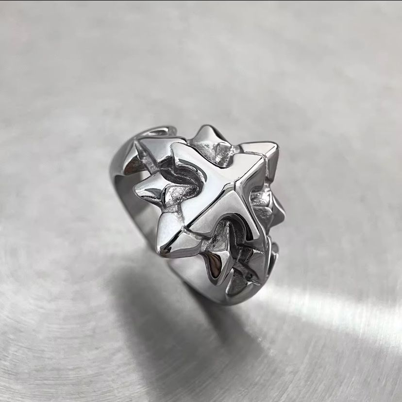 Silver star ring with a touch of gothic charm Any SIZES!!