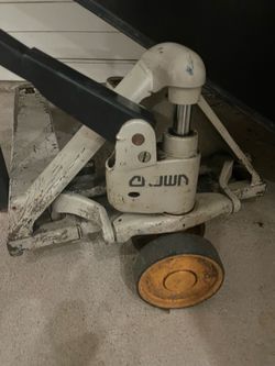 Pallet Jack