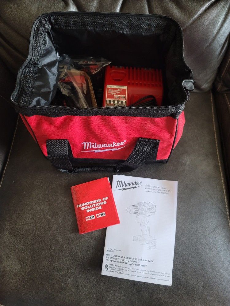 Brand New Milwaukee Impact Driver Set $150 Firm Pickup In Oakdale