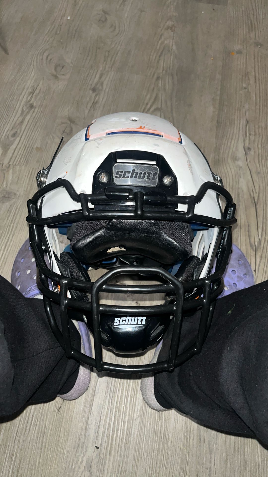 F7 Helmet 0$ Throw An Offer