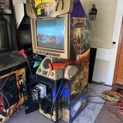Big Buck Hunter Pro Coin Operated Video Arcade Game 
