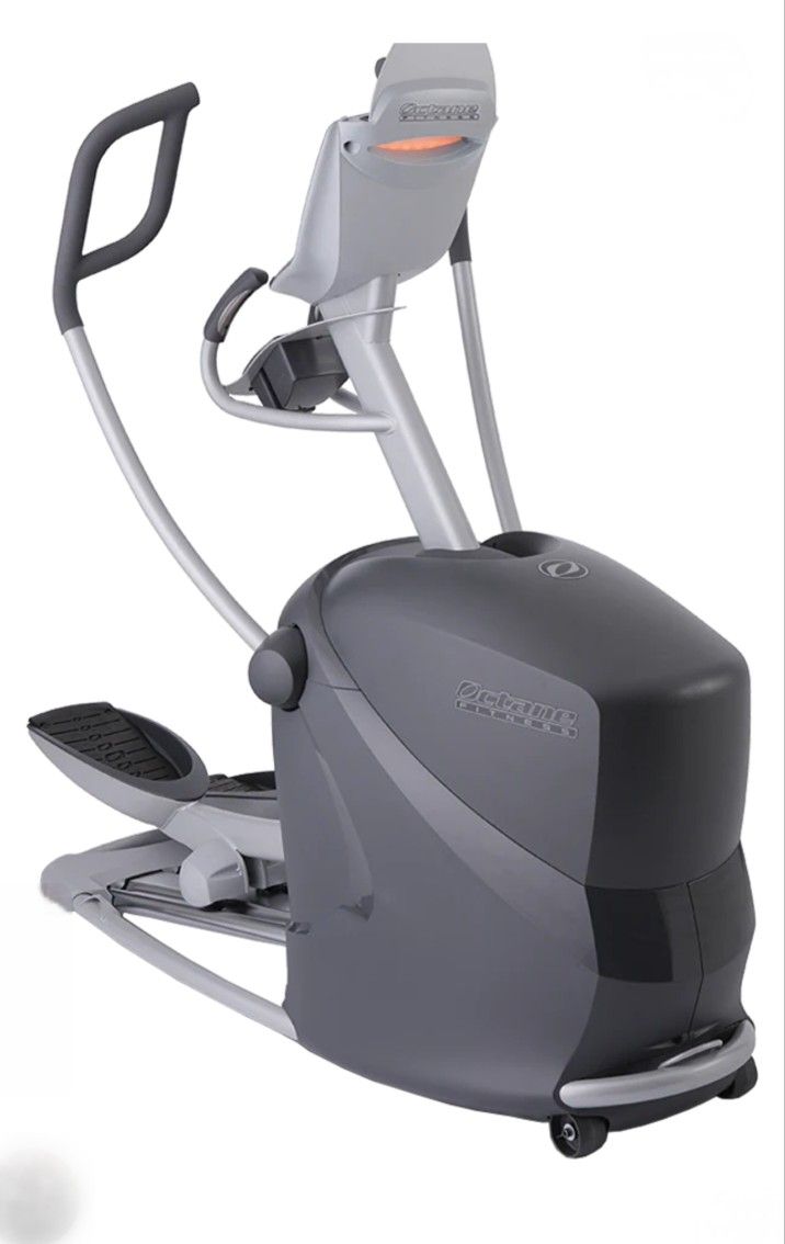 GENTLY USED - Octane Fitness Q37 Elliptical Cross-Trainer – Award-Winning Comfort, Smarter Training