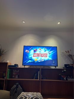 🔥 URGENT SALE — LG 55” 4K SMART TV + WALL MOUNT — $180 OBO 🔥