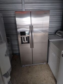 KitchenAid Side By Side Water Nice In The Door Price To Sell Free Delivery Vancouver Area 30-day Warranty