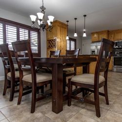 Table with 6 Chairs 