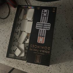 Double Twelve Dominos 