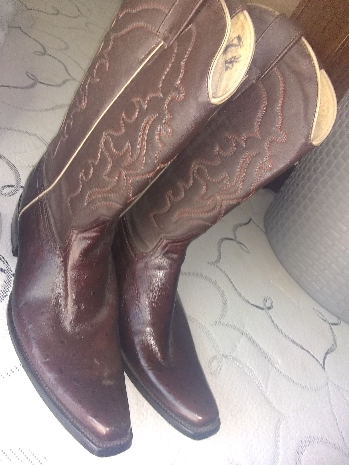 new cowboy boots size 10-10 1/2