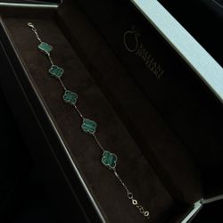 14k Van Cleef Bracelet 