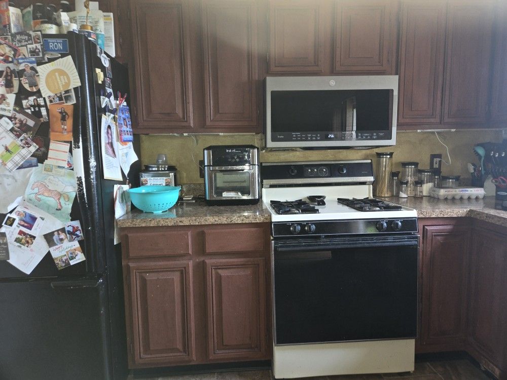 Kitchen Cabinets and all appliances