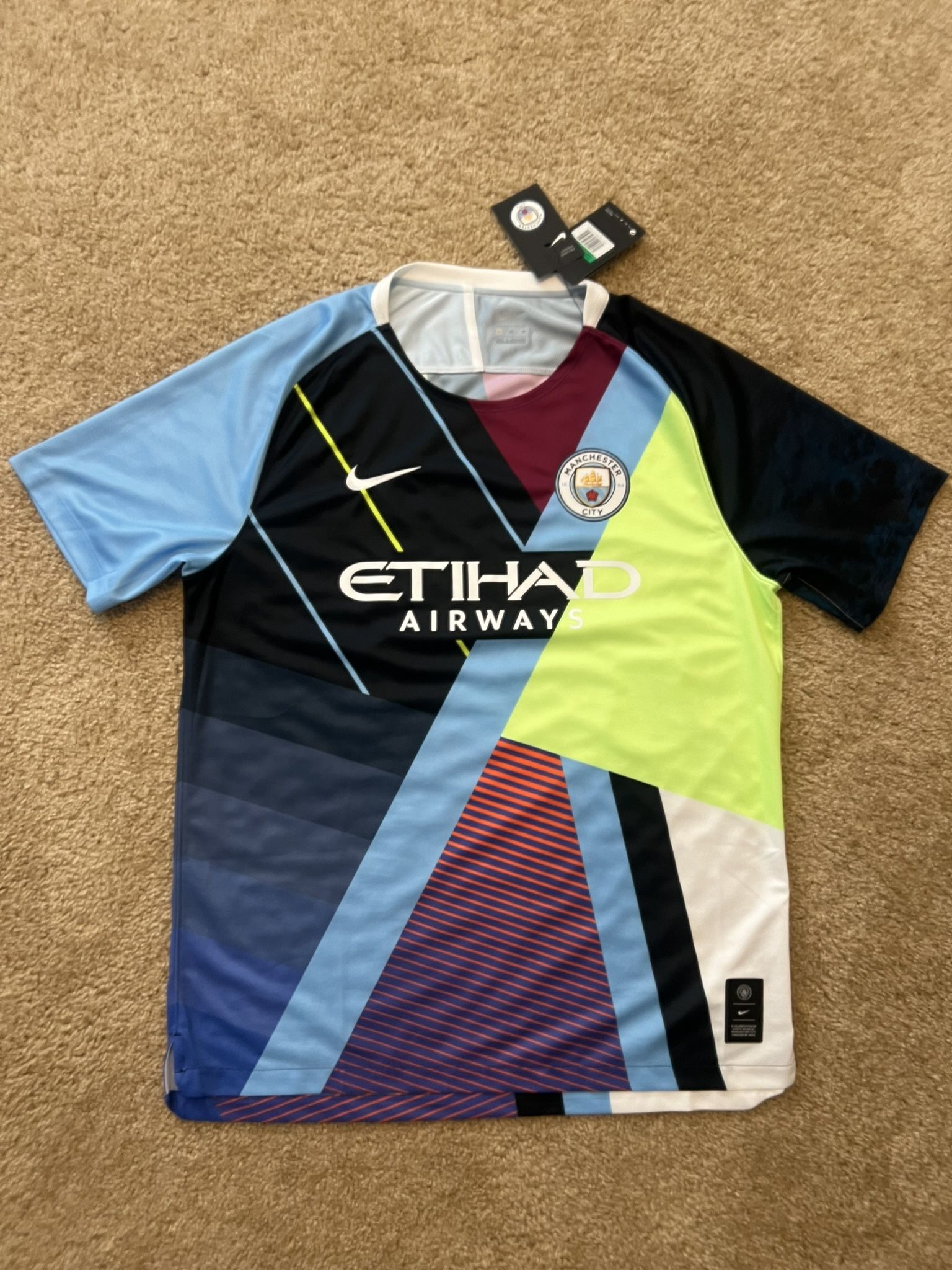NIKE FC / CELEBRATION of MANCHESTER CITY FC Futbol Kit SOCCER Jersey MCFC / Men’s X-Large XL / Brand New w/ Tags!! Only 1-6,000 Made / RARE!!