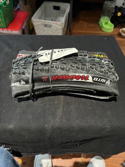 WTB WeirWolf 2.1 mountain bike tire