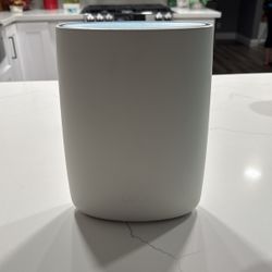 2 Netgear Orbi Wifi Mesh Extender 100 Rbs50v2