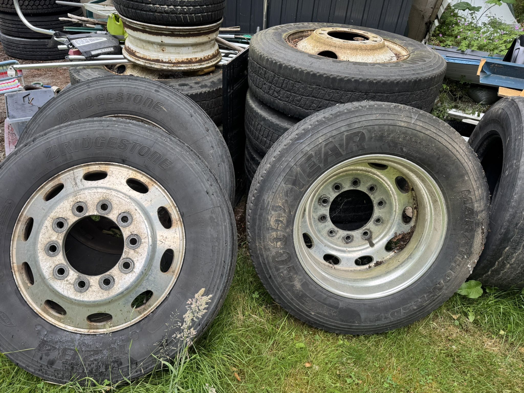 24.5 Alcoa Rims