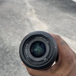 Sony 28-70 Lens with lens caps! 