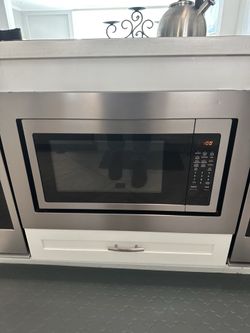 Whirlpool built in microwave