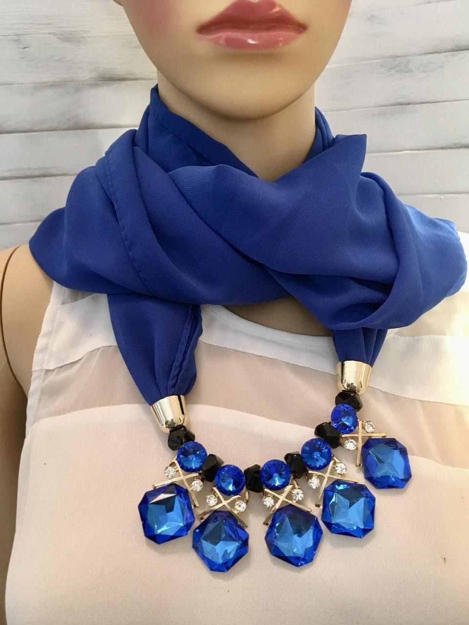 Blue Pendant Scarf