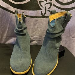 Dingo Blue Suede Slouchy Ankle Boots