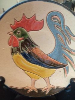 Decorative Plate Rooster  With Beautiful Details And Color 