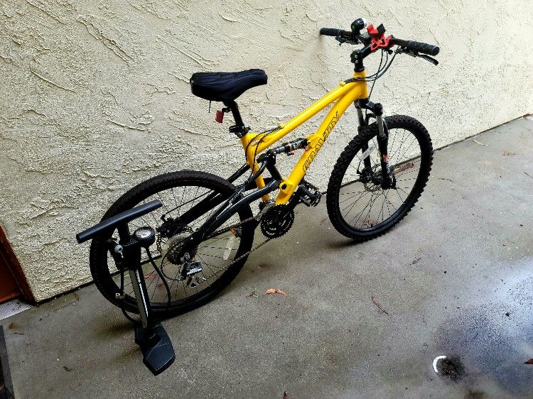 Gravity FSX 1.0 Dual Full Suspension Mountain Bike with Disc Brakes Aluminum Frame
26 Inc