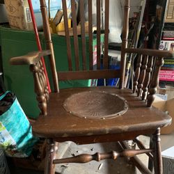Antique Rocking Chair 