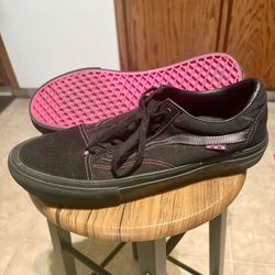 Men’s Vans Size 11