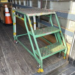 3 Steps Utility Ladder