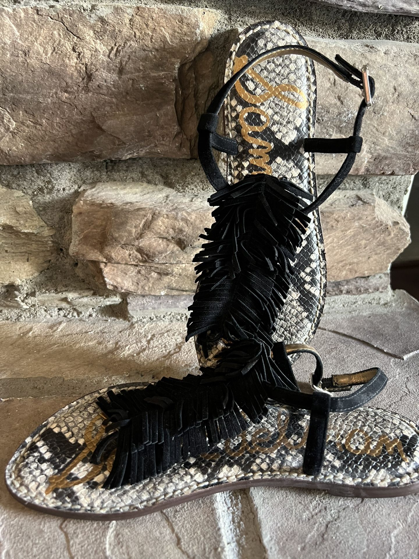 Sam Edelman Gela black sandal with black suede fringe women's  7 NEW