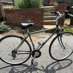Specialized Medium Bike 