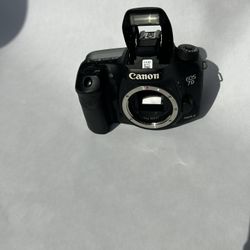 Canon EOS 7D Mark II 20.2MP Digital SLR Camera Black (Body Only)