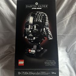 LEGO Star Wars Darth Vader Helmet 75304 Factory Sealed Retired Set