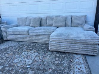 Maple + Main 2-Piece Stationary Sectional- FREE Delivery - READ Description