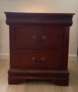 2-Drawer Nightstand