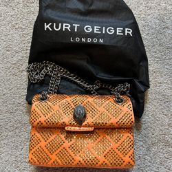 Medium size Kurt Geiger hand purse / cross body 