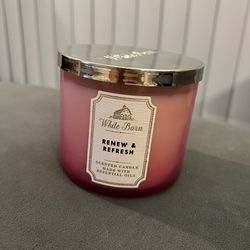 White Barn Tri-Wick Candle