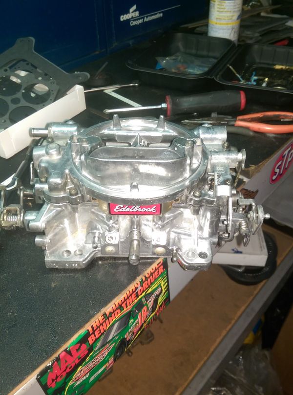 Edelbrock carburetor for Sale in Chandler, AZ - OfferUp
