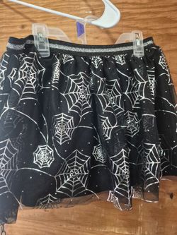 Halloween skirt size 14-16 kids size's