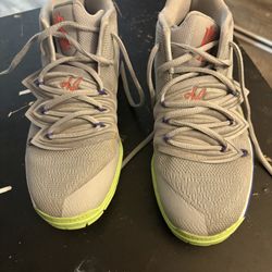Kyrie 5 Wolf Grey Lime